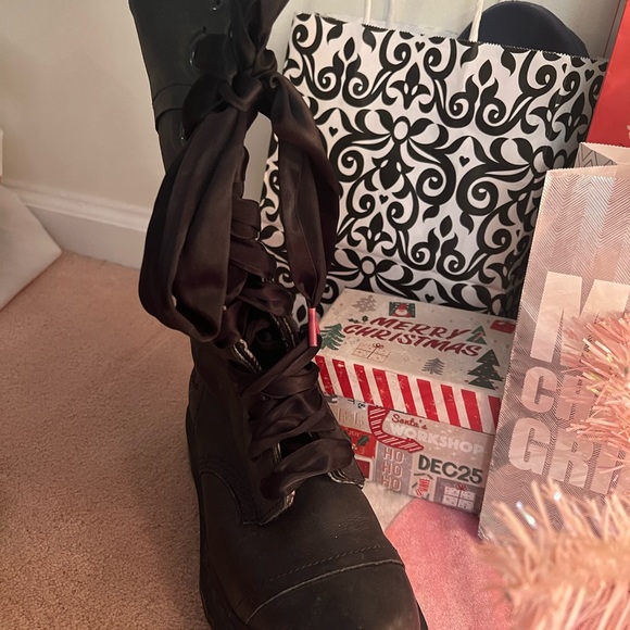 dr martins triumph fold over boots women 12107 - Picture 15 of 15